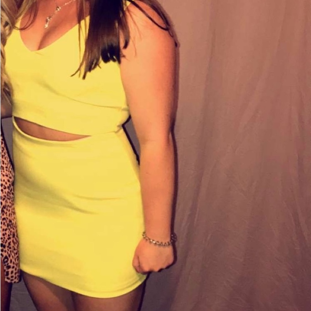 Karlie Lemon Dress